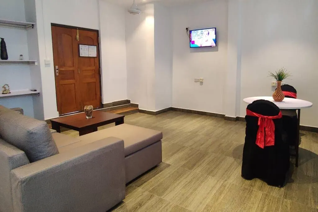 Apartment In Negombo Near Beach